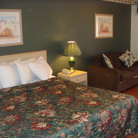 Eagle Pass Inn Esterno foto