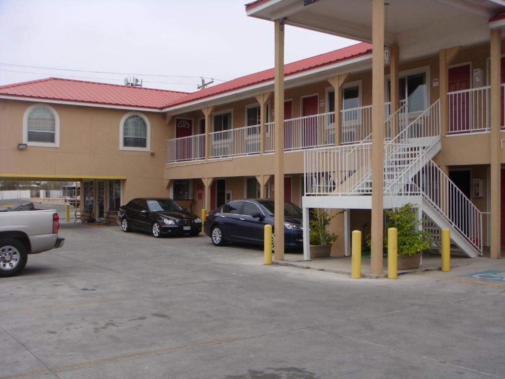 Eagle Pass Inn Esterno foto